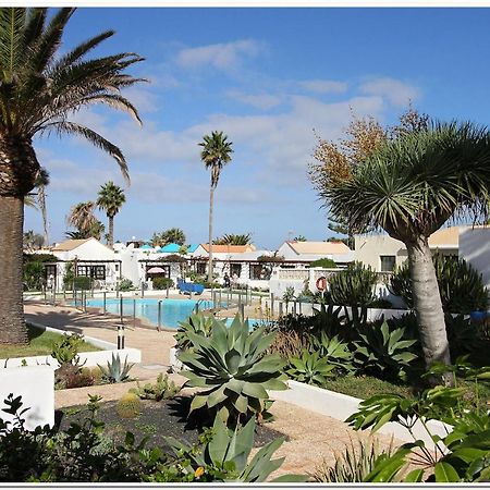 Estrella Del Mar 8. 1 Bedroom Villa With Pool And Gardens 300 Metres From The Beach Corralejo Bagian luar foto